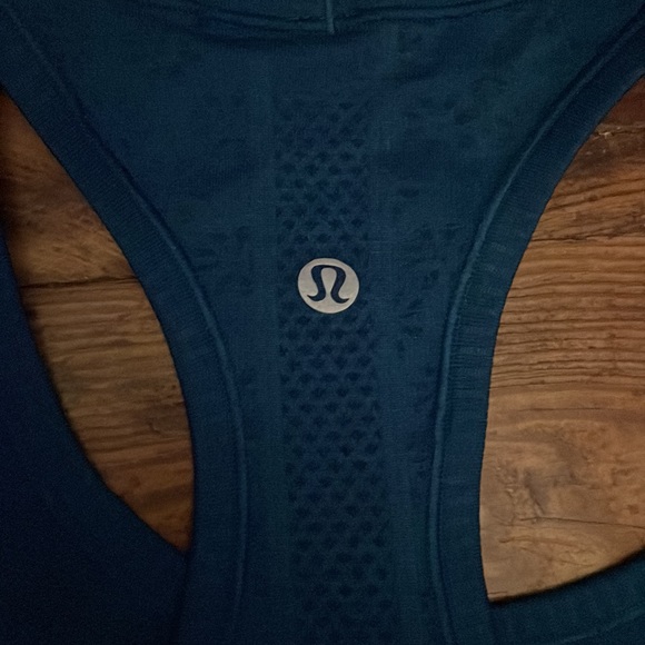 Lululemon Swiftly Tech Racerback - Picture 12 of 12